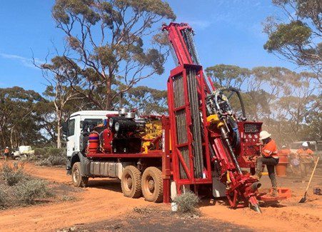 69d5ef7b179ed_Drill rig 03